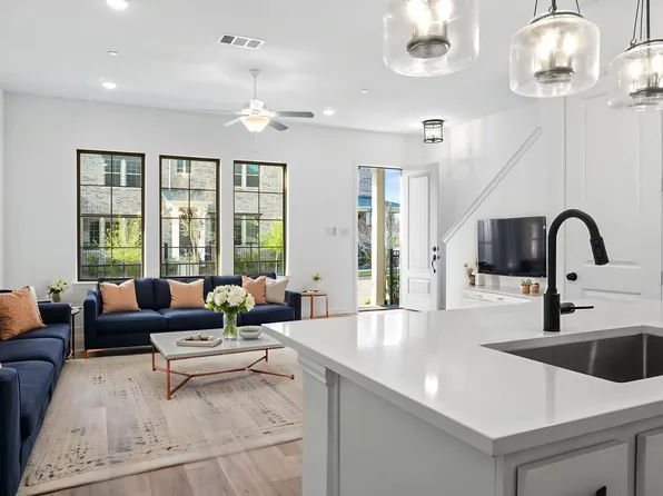 630 Blue Ridge Dr, Mansfield, TX 76063