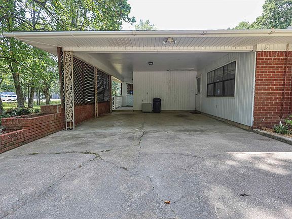 5th image of 228 Park St