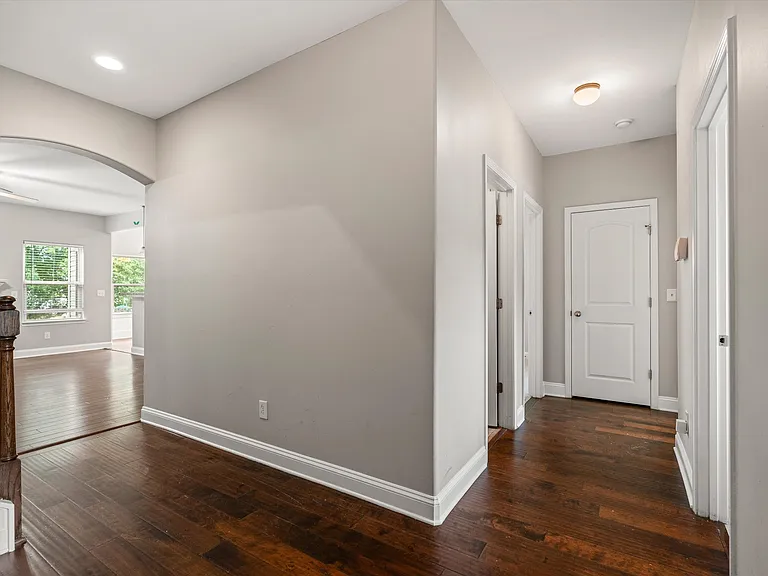 1102 Achiever Cir — Photo 5