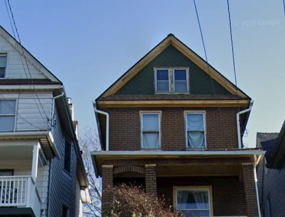 623 Crown Ave