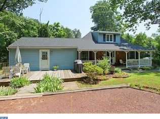 919 Chestnut Ave, Woodbury Heights, NJ 08097
