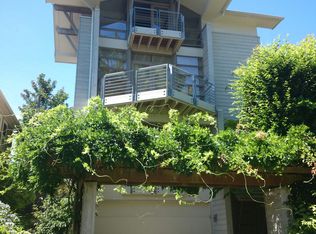 501 34th Ave, Seattle, WA 98122