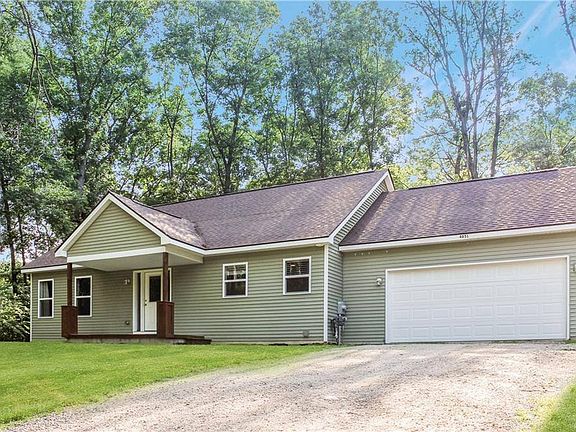 2nd image of 4851 Stuhrberg Dr