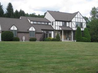 112 Progress Hts, Gloversville, NY 12078