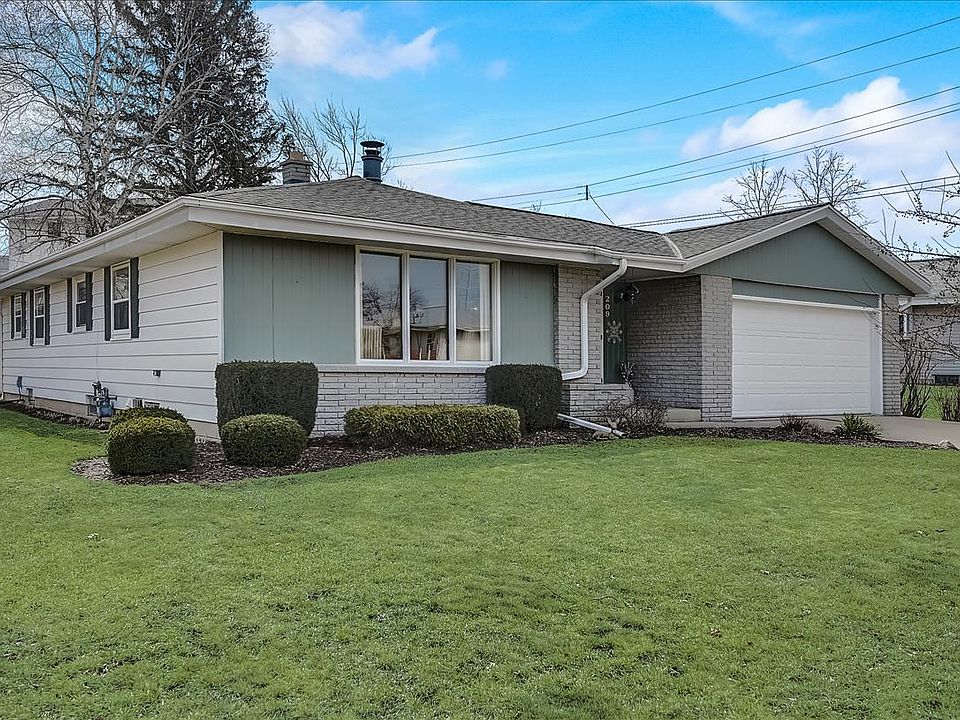 1st image of 209 Highland Dr