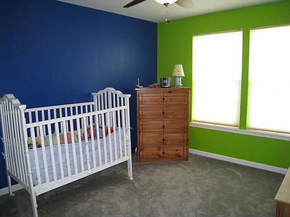 3rd image of 96 Park Ln