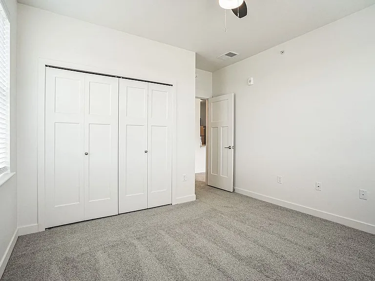 Meadowbrooke Apartment Homes — Photo 108
