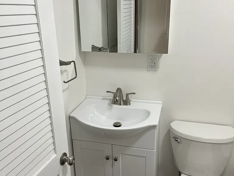 321 Waitman St #B — Photo 39