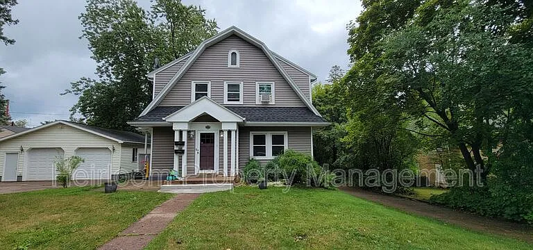 2320 E 2nd St #1 — Photo 10