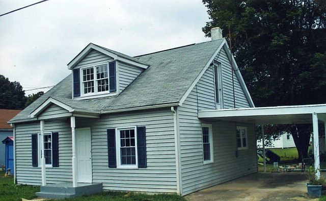 2nd image of 128 Sarah Ave