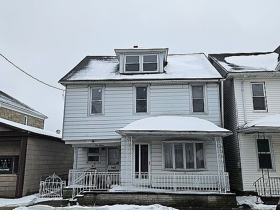 2nd image of 216 E North St
