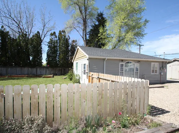 1023 E Elgin St, Caldwell, ID 83605