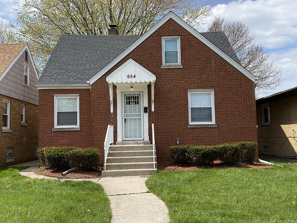 1st image of 654 Hirsch Ave