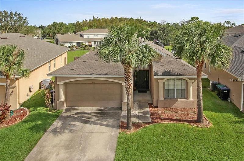 1st image of 620 Lake Biscayne Way