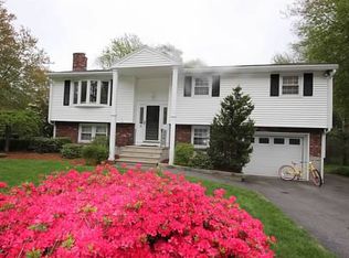 31 Freeport Dr, Burlington, MA 01803
