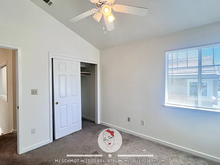 303 Sutton Cir — Photo 14