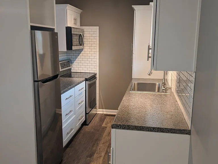 101 Cavin Ave — Photo 5
