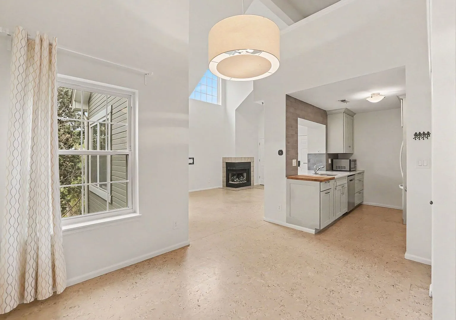 Bright Top-Floor 2 Bed, 2 Bath Condo with Loft & Vaulted Ceilings — Photo 3