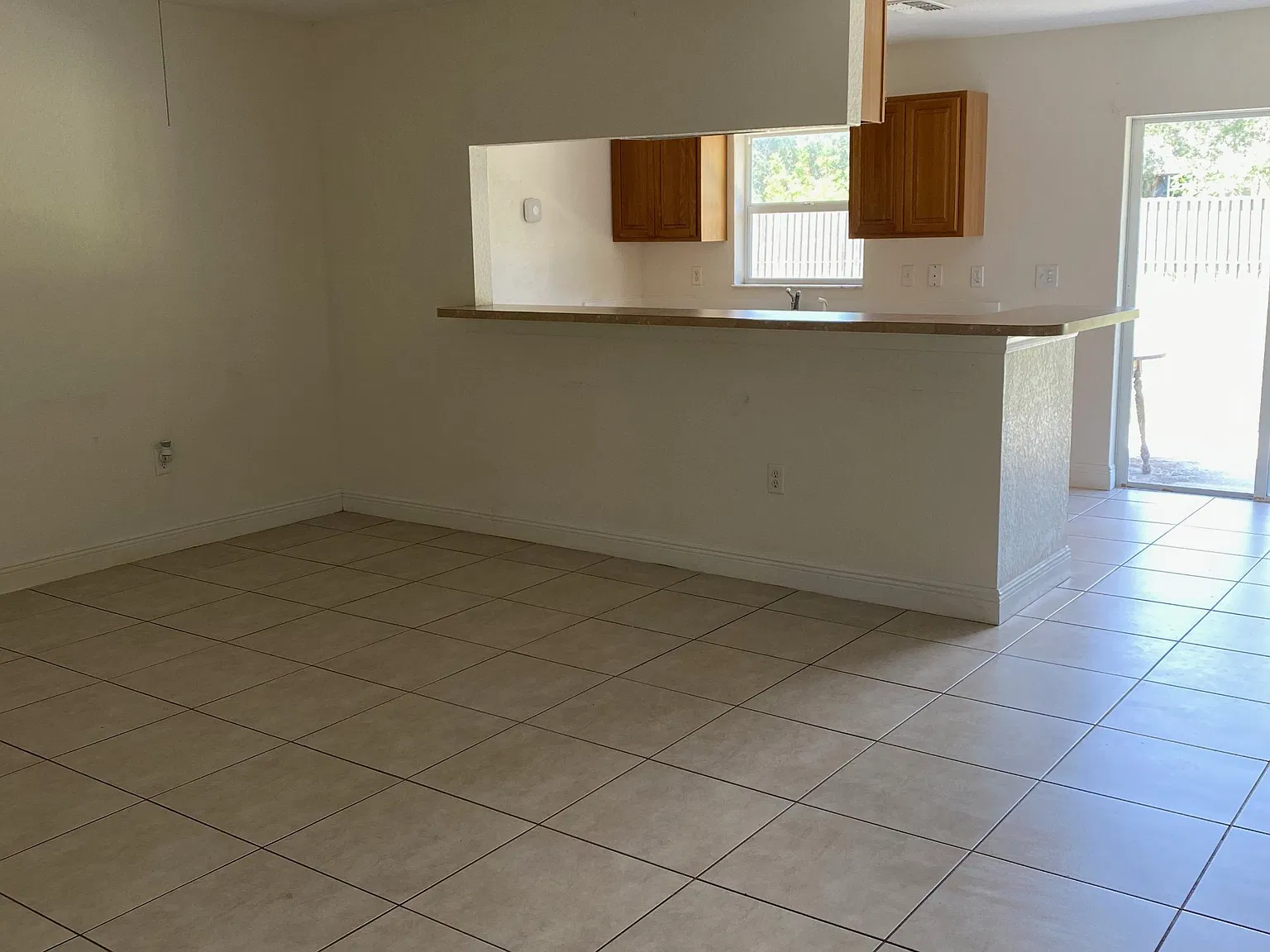2 bed, 1120 sqft, $1,475 — Photo 3