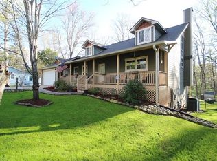 79 Ashworth Ave, Brevard, NC 28712