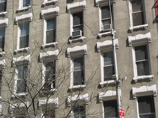 Rented by City Connections Realty | media 24