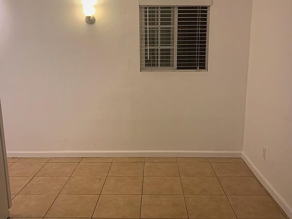 3rd image of 2307 Grand Ave