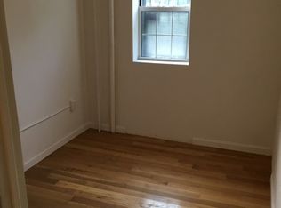 402 Grand St #1B, Brooklyn, NY 11211