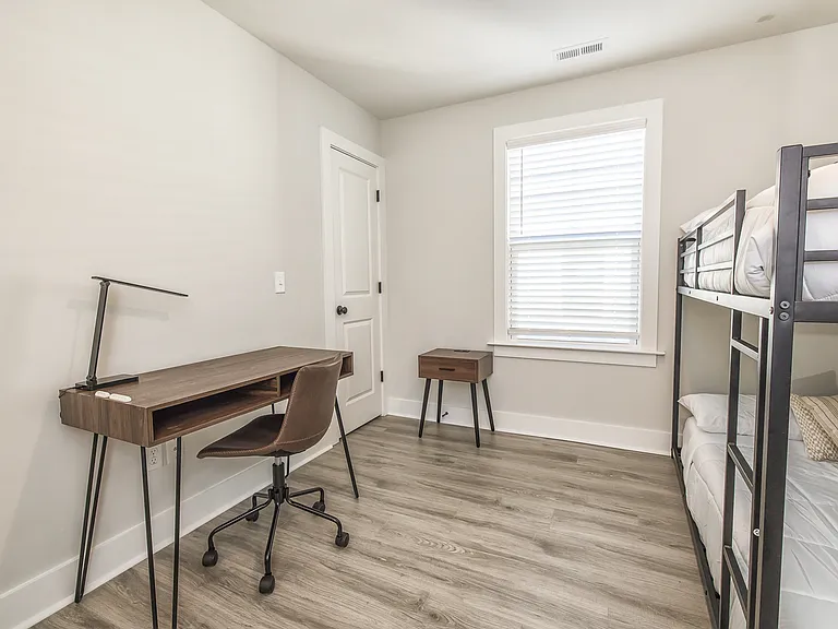 4811 Shelley Dr — Photo 9