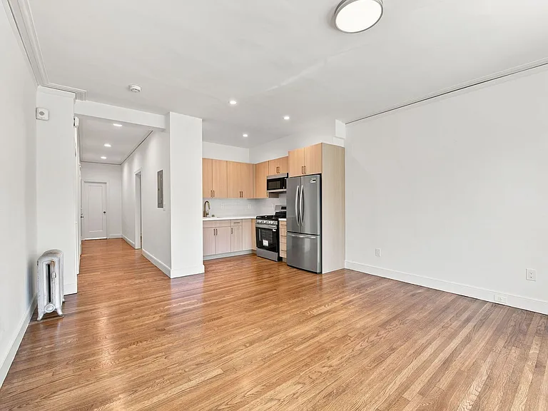 1734 Greenwich St #2 — Photo 1