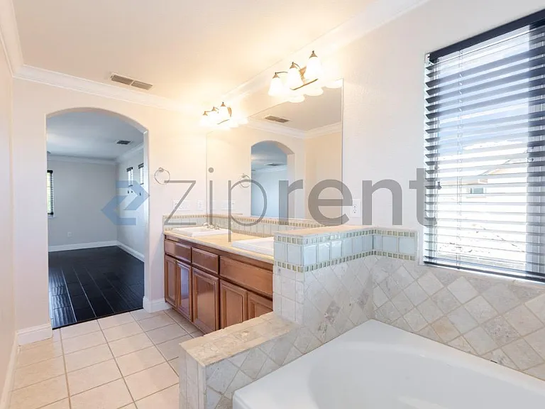 5609 Freestone Dr — Photo 26
