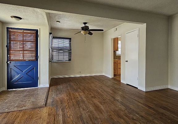 5th image of 102 W Colorado Ave