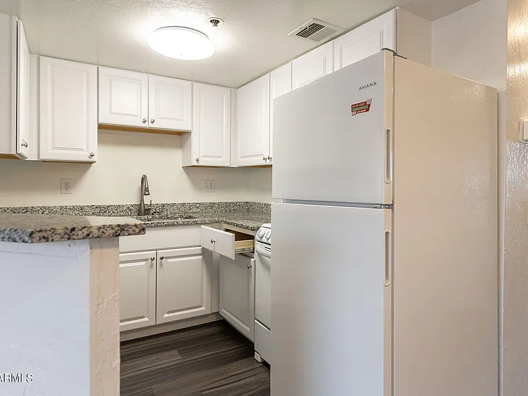 12221 W Bell Rd #280 — Photo 7
