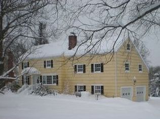 37 Harding Dr, Ridgefield, CT 06877