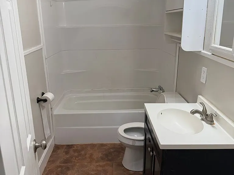 1615 Woodruff Ln — Photo 12
