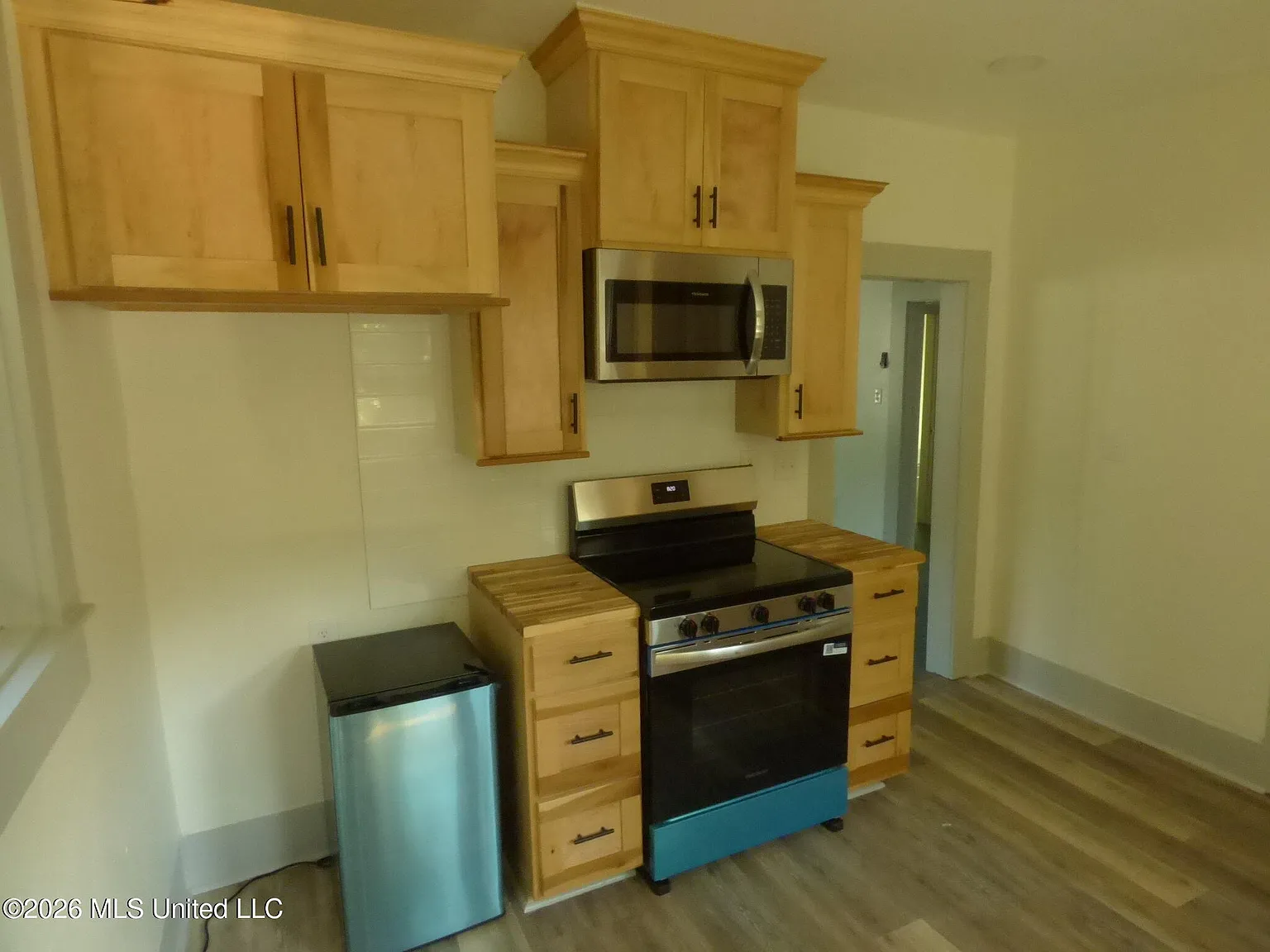 2 bed, 1.0 bath, 1200 sqft, $1,250 — Photo 4