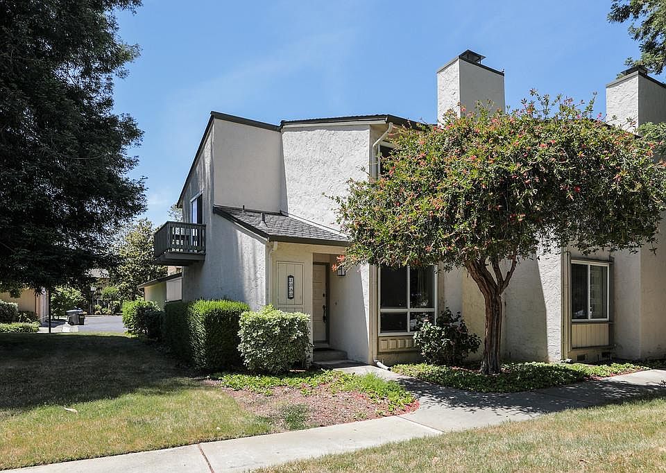 1st image of 1060 Queensbrook Dr