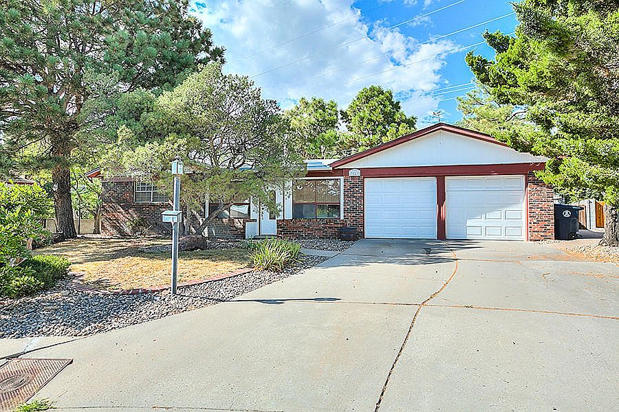 1st image of 3827 Zion Ct NE