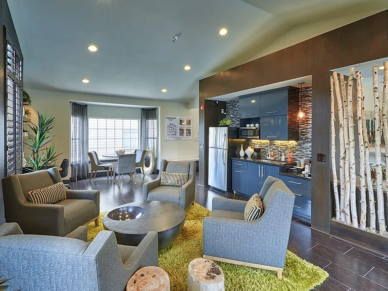 Arapahoe Club — Photo 11