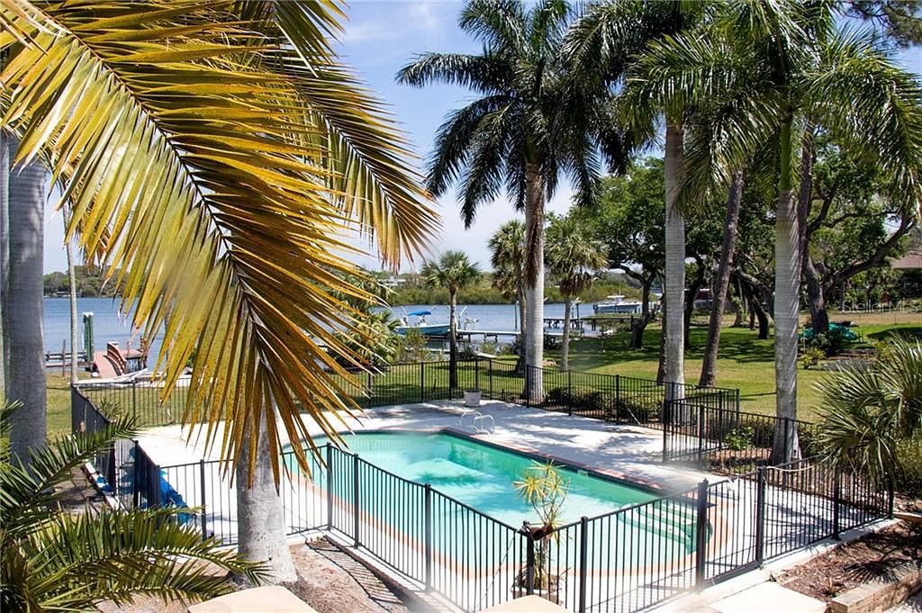 1440 Riverside Dr, Tarpon Springs, FL 34689 Zillow