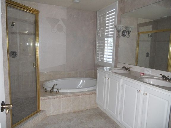 2nd image of 462 Liam Ave