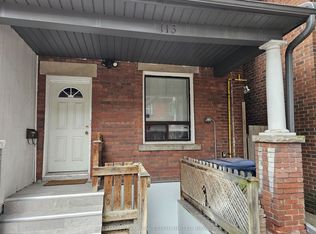 113 McGill St #B, Toronto, ON M5B 1H5
