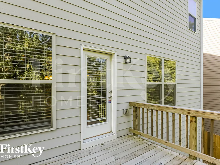 2139 Charcoal Ives Rd — Photo 15