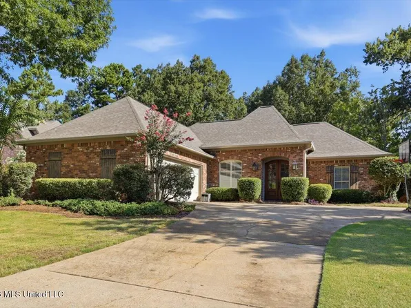 124 Hemlock Ln, Madison, MS 39110