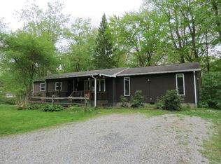 11909 Monnie Ave, Conneaut Lake, PA 16316