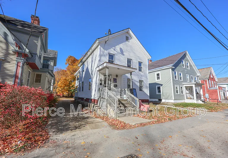 120 Elm St #3 — Photo 2