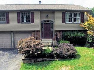 2062 Woodland Trace St, Youngstown, OH