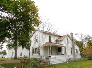 945 Whitney St, Jackson, MI 49202