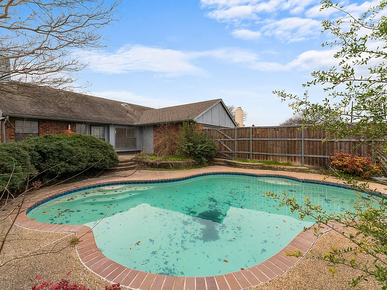 1035 Granite Ln — Photo 1