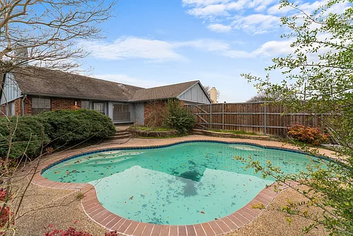 1035 Granite Ln Photo 1