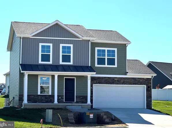 224 Finney Dr, Martinsburg, WV 25405
